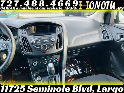 Used 2016 Ford Focus SE FWD image 20