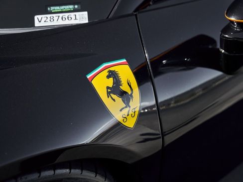 Used 2023 Ferrari SF90 Stradale image 10