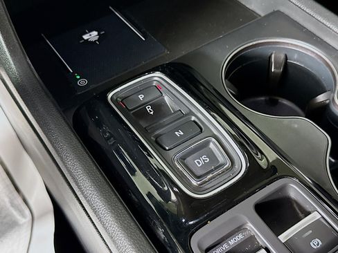 Used 2023 Honda Pilot EX-L image 19