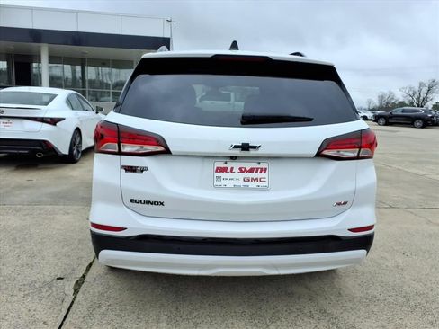 Used 2024 Chevrolet Equinox RS w/ RS Leather Package image 6