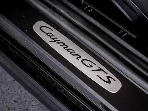 Certified 2016 Porsche Cayman GTS image 13