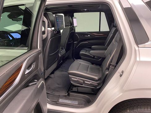 Used 2023 Cadillac Escalade Premium Luxury w/ LPO, Floor Liner Package AWD/4WD image 36
