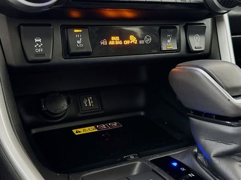 Used 2023 Toyota RAV4 XLE Premium AWD/4WD image 20