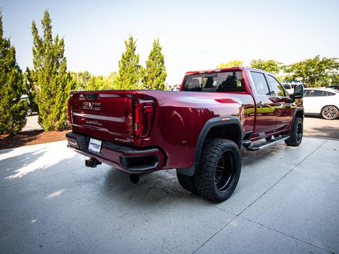 Used 2020 GMC Sierra 3500 Denali w/ Denali Ultimate Package AWD/4WD image 10