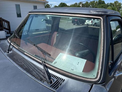 Used 1987 Dodge D/W Truck 100 RWD image 25