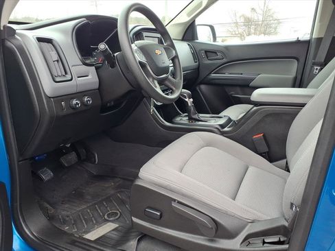 Certified 2022 Chevrolet Colorado W/T w/ Custom Special Edition image 19