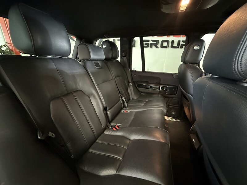 Used 2012 Land Rover Range Rover HSE AWD/4WD image 25
