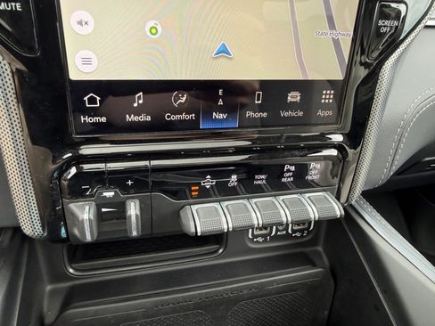 Used 2023 RAM 1500 Limited AWD/4WD image 29