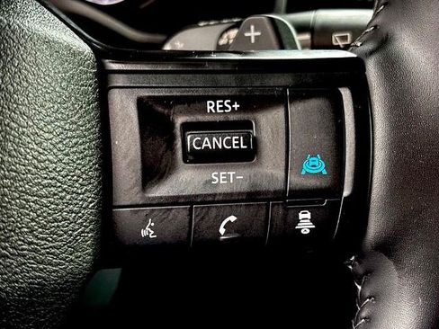 Certified 2026 Nissan Rogue SV w/ Cold Weather Package FWD image 18