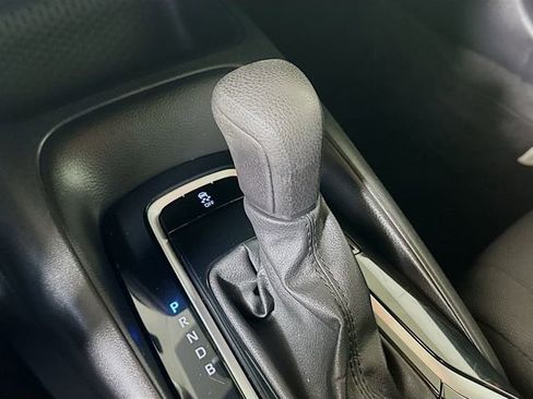 Certified 2022 Toyota Corolla LE image 18