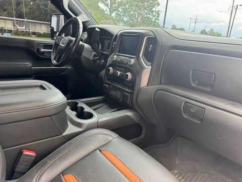 Used 2020 GMC Sierra 2500 AT4 w/ AT4 Premium Package AWD/4WD image 27