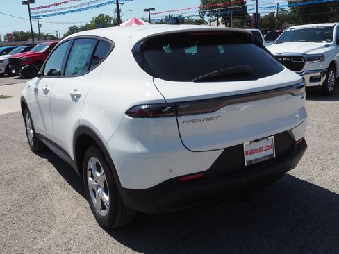 New 2025 Dodge Hornet GT image 7