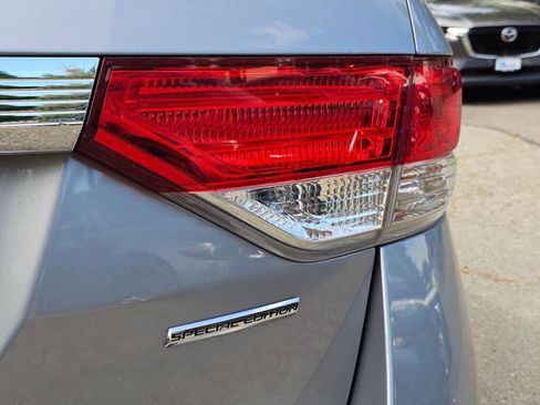 Used 2016 Honda Odyssey SE image 18