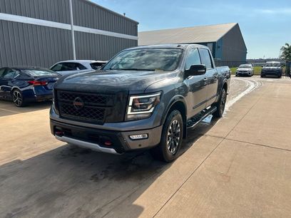Used 2021 Nissan Titan PRO-4X w/ Pro-4x Convenience Package