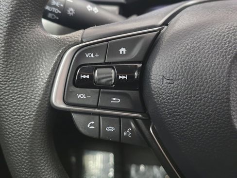 Used 2022 Honda Accord LX image 31