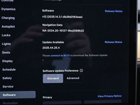 Used 2019 Tesla Model 3 Long Range image 37