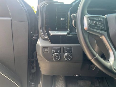 Used 2023 Chevrolet Silverado 1500 LT AWD/4WD image 22