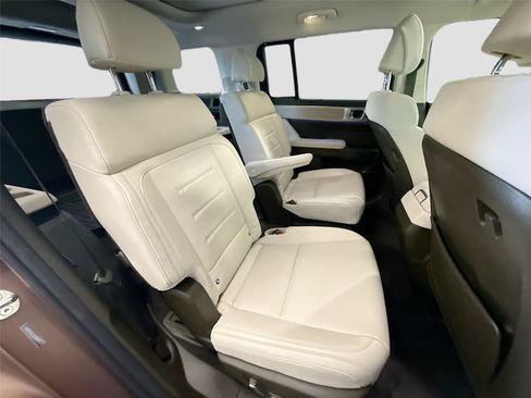 Used 2025 Hyundai Santa Fe Calligraphy FWD image 28