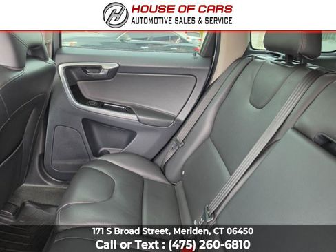 Used 2016 Volvo XC60 T5 Premier w/ Protection Package AWD/4WD image 39