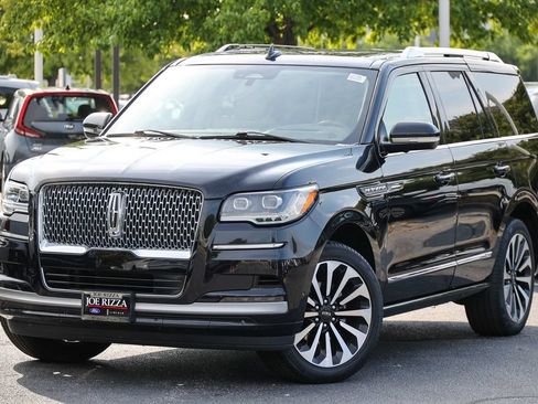 Certified 2022 Lincoln Navigator Reserve AWD/4WD image 14