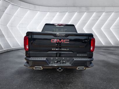 Used 2025 GMC Sierra 1500 Denali w/ Technology Package