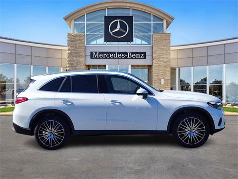New 2026 Mercedes-Benz GLC 300 4MATIC image 5