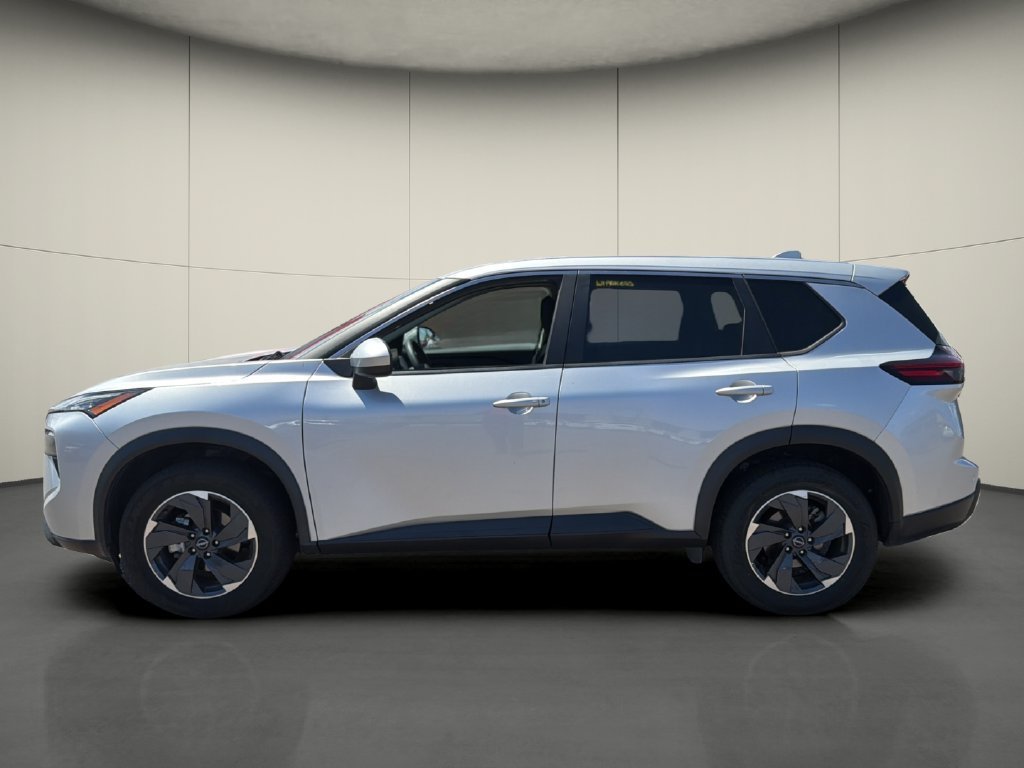 Used 2024 Nissan Rogue SV FWD image 4