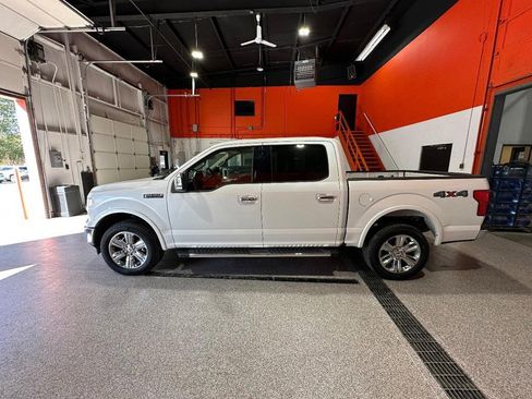 Used 2019 Ford F150 Lariat w/ Equipment Group 502A Luxury image 6