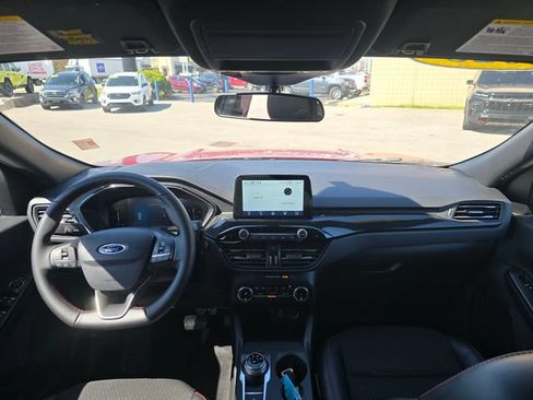 Used 2025 Ford Escape ST-Line AWD/4WD image 15