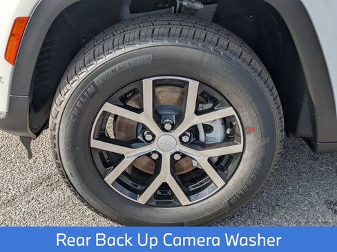 New 2025 Jeep Grand Cherokee L Limited w/ Luxury Tech Group II image 12