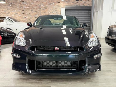 Used 2024 Nissan GT-R w/ T-Spec Takumi Edition image 7