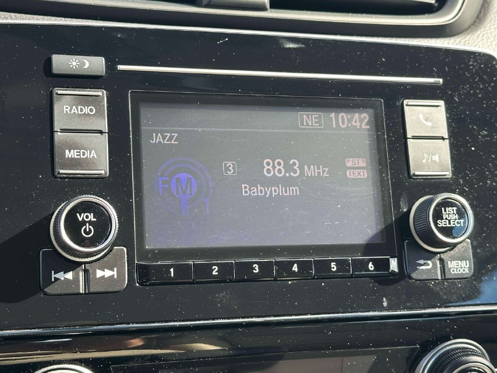 Used 2020 Honda CR-V LX image 22