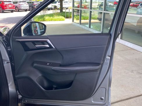 Used 2023 Mitsubishi Outlander SE Black Edition AWD/4WD image 24