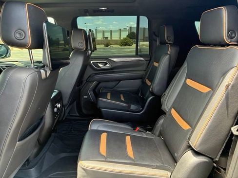 Used 2021 GMC Yukon XL AT4 w/ AT4 Premium Package AWD/4WD image 13