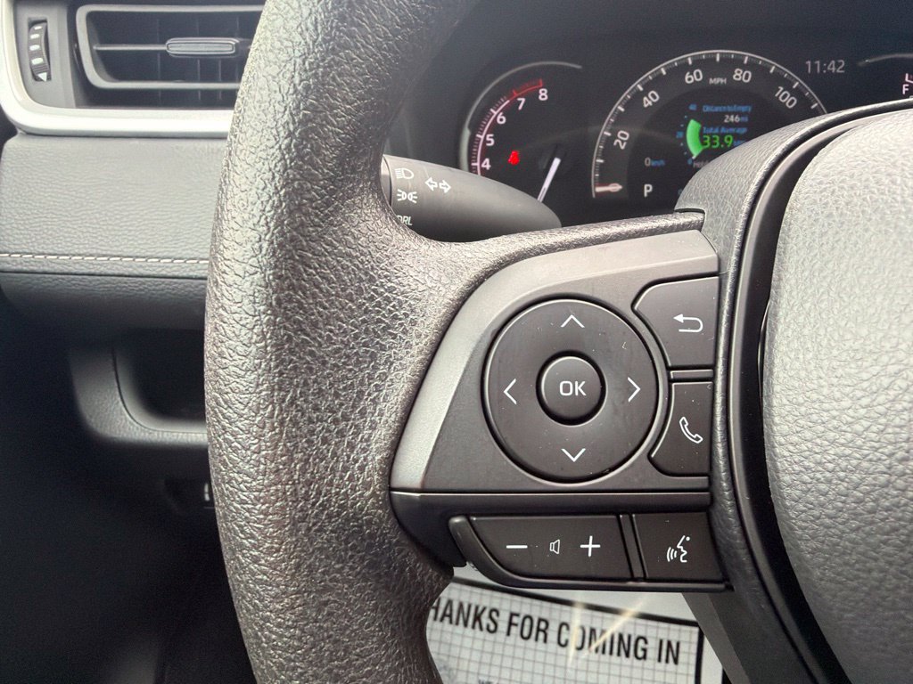 Used 2025 Toyota RAV4 LE AWD/4WD image 29