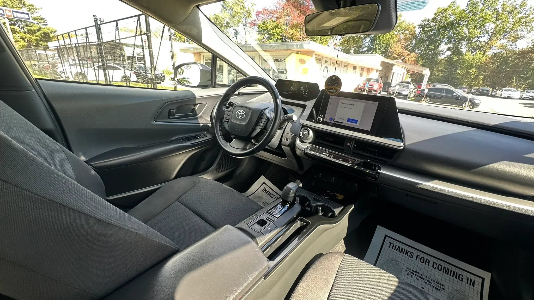 Used 2023 Toyota Prius LE FWD image 29