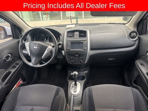 Used 2016 Nissan Versa FWD image 13