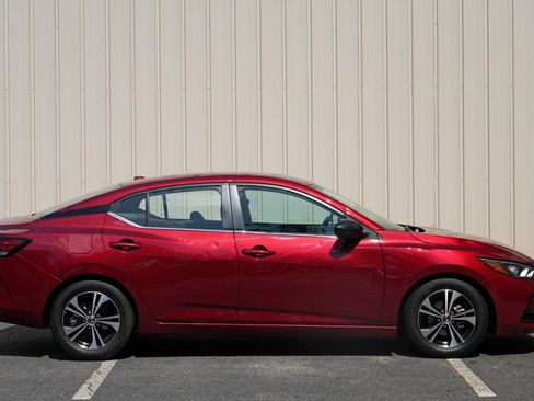 Used 2022 Nissan Sentra SV FWD image 46