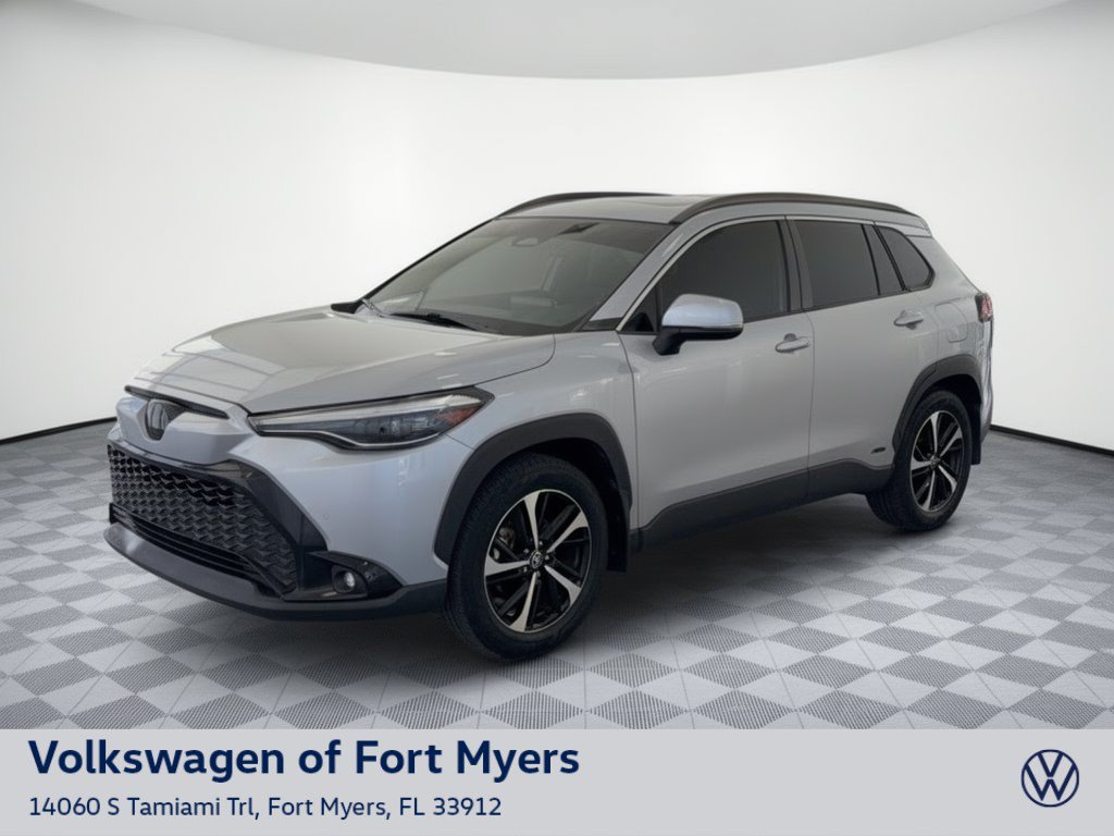 Used 2024 Toyota Corolla Cross AWD Hybrid w/ Convenience Package image 1