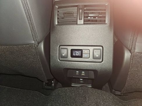 New 2026 Nissan Rogue Platinum AWD/4WD image 25
