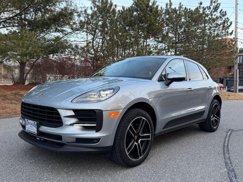 Used 2020 Porsche Macan image 3