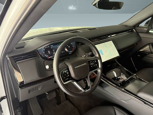 Certified 2025 Land Rover Range Rover Sport SE AWD/4WD image 4