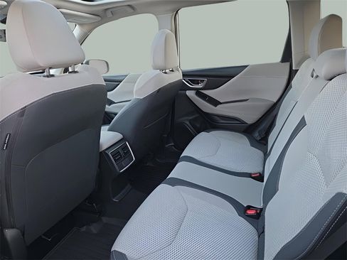 Used 2019 Subaru Forester Premium w/ Popular Package #1 image 15
