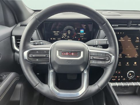 Used 2025 GMC Terrain Elevation AWD/4WD image 11