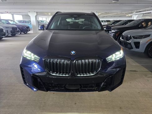 New 2026 BMW X5 sDrive40i w/ M Sport Package image 2