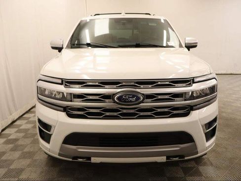 Certified 2022 Ford Expedition Max Platinum image 10