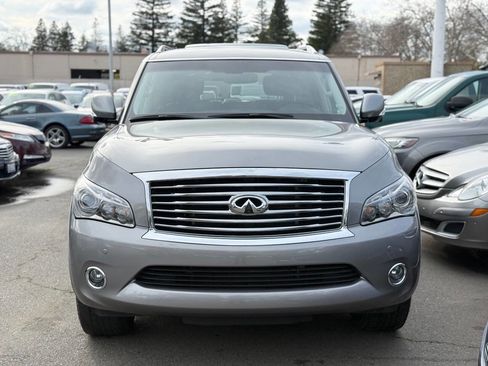 Used 2012 INFINITI QX56 4WD w/ Theater Pkg image 2