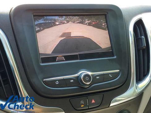 Used 2023 Chevrolet Equinox LS w/ Midnight Edition FWD image 23