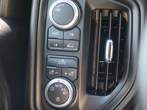 Used 2020 GMC Sierra 1500 4x4 Crew Cab image 19