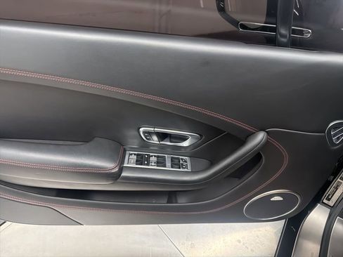 Used 2016 Bentley Continental GT image 17